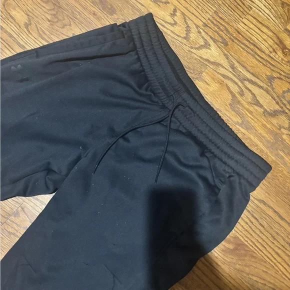 Mens Under Armour Black Pants Joggers Size XL ColdGear Loose Sweatpants - Picture 2 of 5